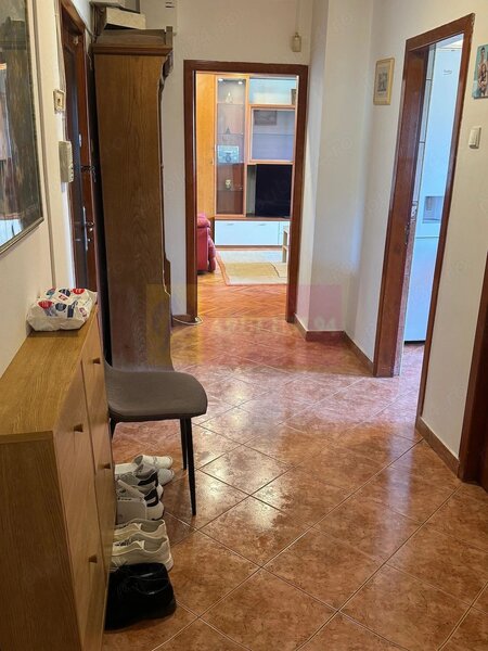 Vanzare apartament 3 camere Nerva Traian -adiacent