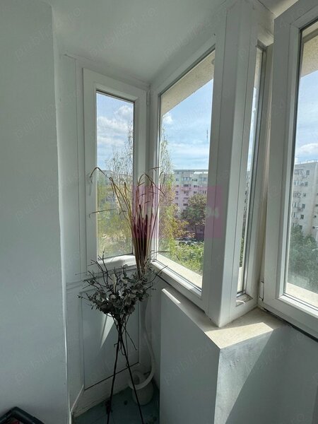 Vanzare apartament 3 camere Nerva Traian -adiacent